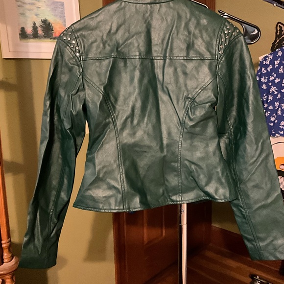Jacket - Picture 2 of 3